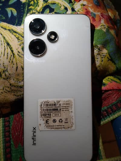 Infinix Hot 30 Play