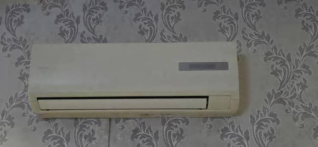 1 ton non inverter ac