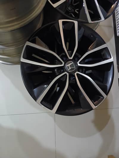 Honda 18 Size Vezel RS And HRV HeV Alloy Rims