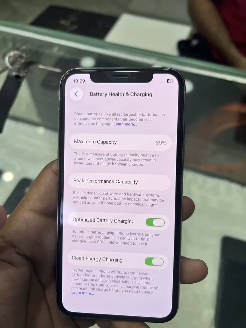 Apple iPhone 11 Pro 4
