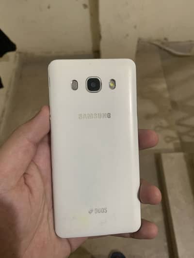 Samsung Mobile J5