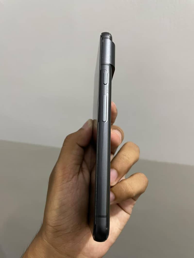 Google Pixel 8 3