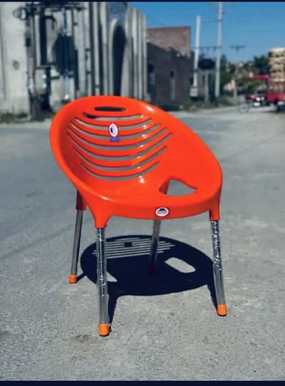 30 chairs 7 table ha A1 condition ha 15 din uooz ha