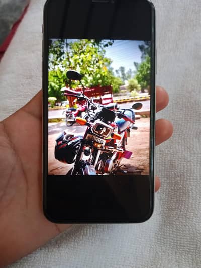 I phone X 256