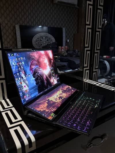 ASUS ROG Zephyrus Duo 16 (GX650PY)