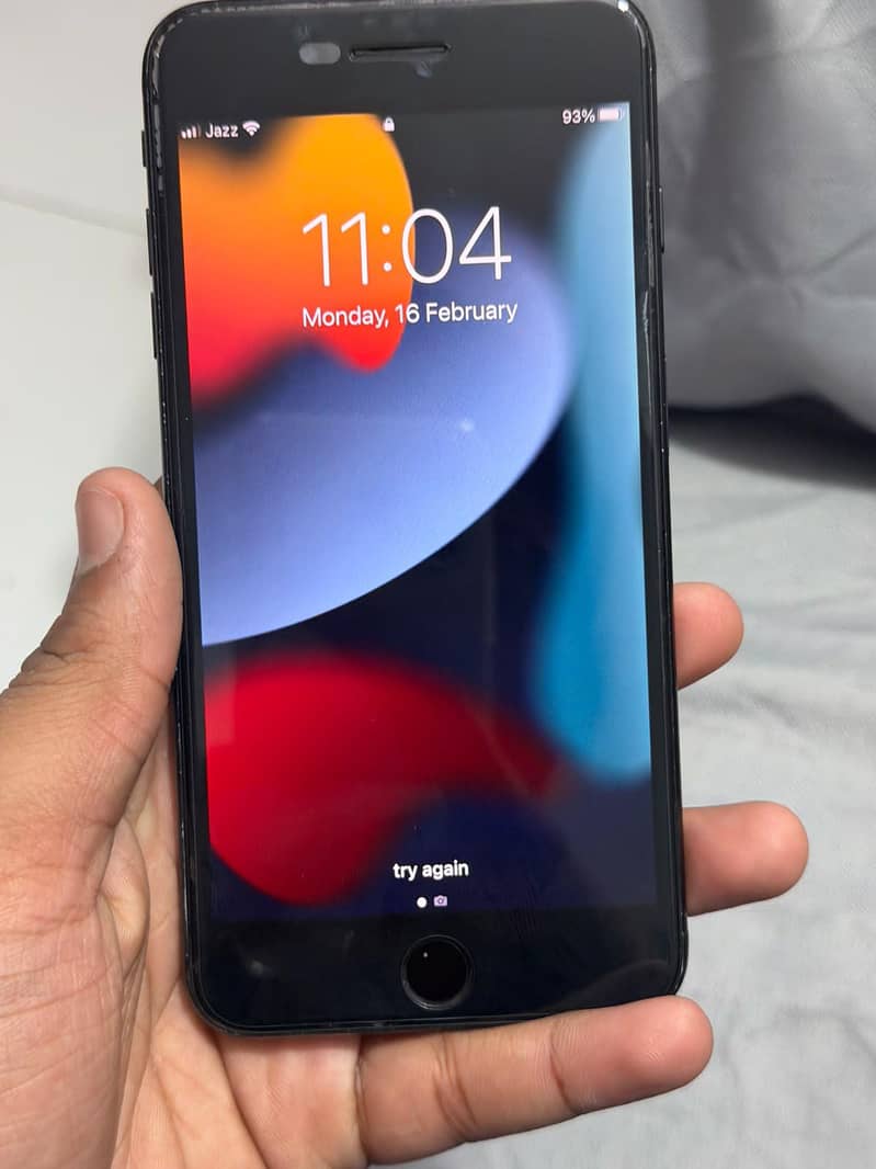 Apple iPhone 7 Plus 3