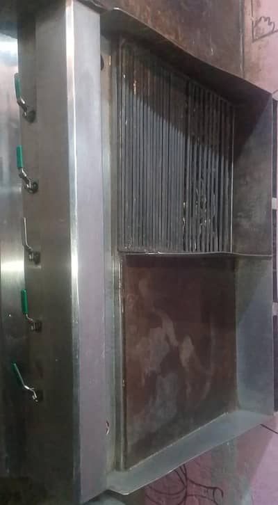 I sale my grill with hot plate counter