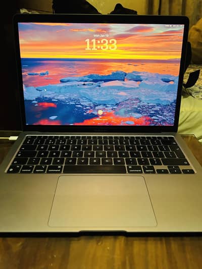 MacBook Air M1 2020 8/256 For Sale