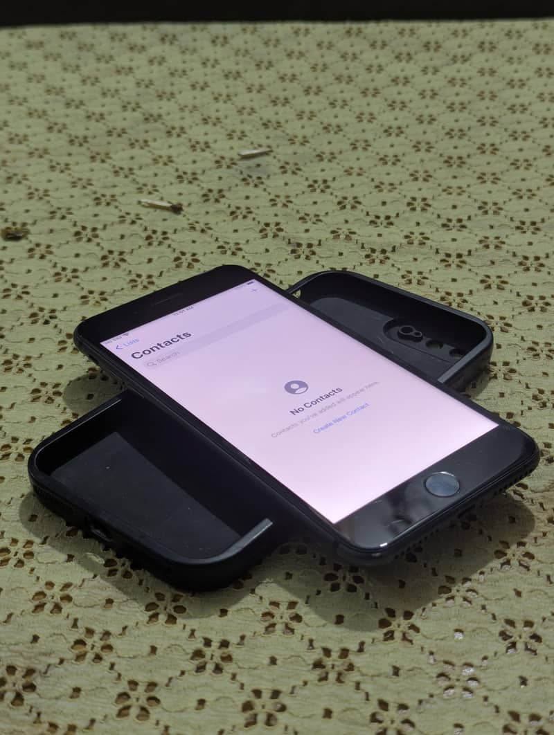 Apple iPhone 8 Plus 6