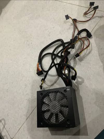 700 watt RGB PSU