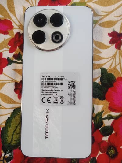 Tecno SPARK 30 Pro