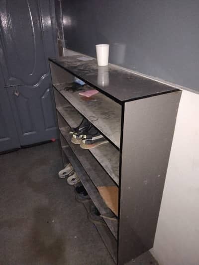 Shoes rack