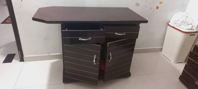 iton stand wooden 2 drawers 2 cabins