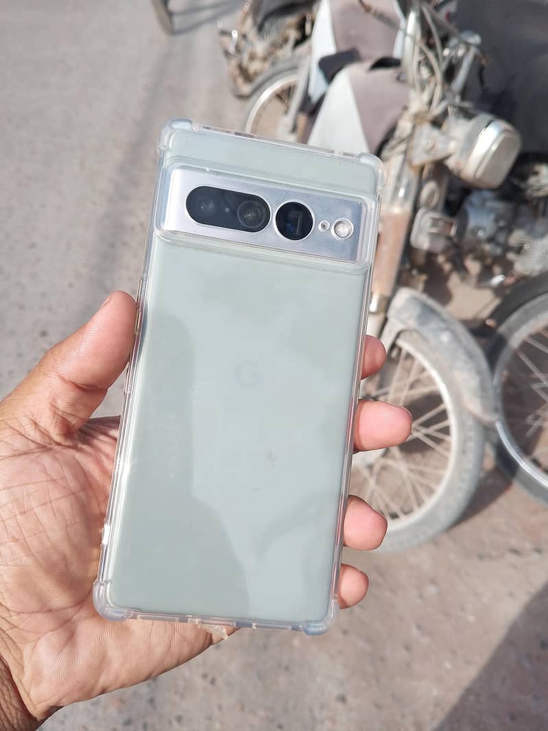 Google Pixel 7 Pro 0