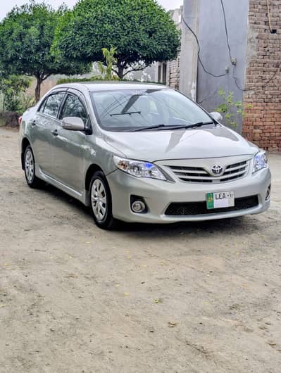 Antique Corolla Gli