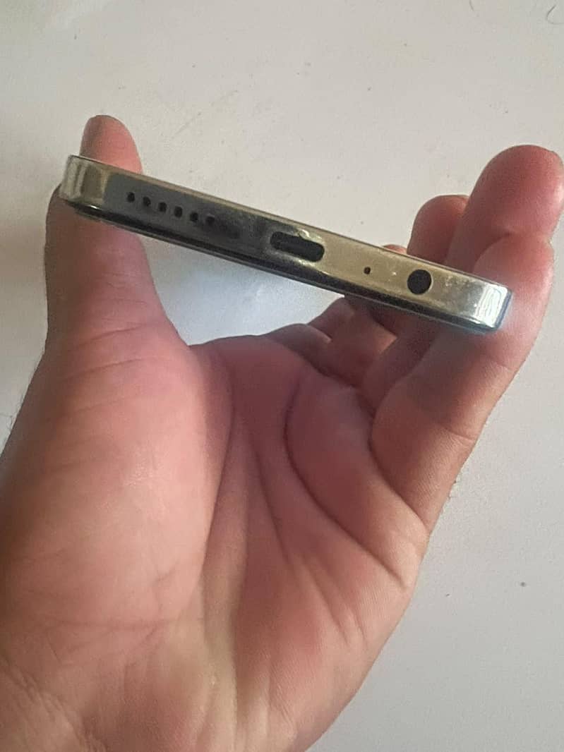 Tecno CAMON 20 2