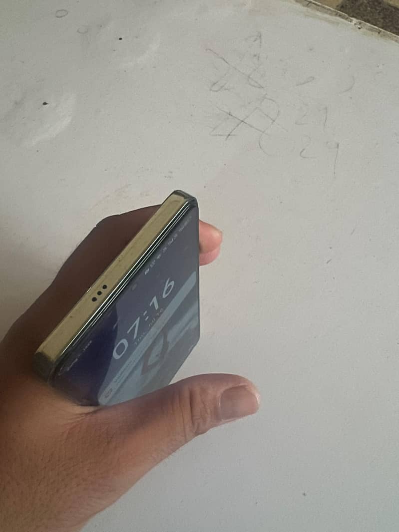 Tecno CAMON 20 4