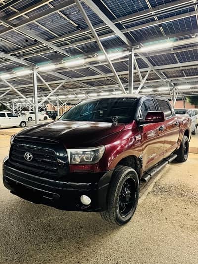 Toyota Tundra Platinum v8