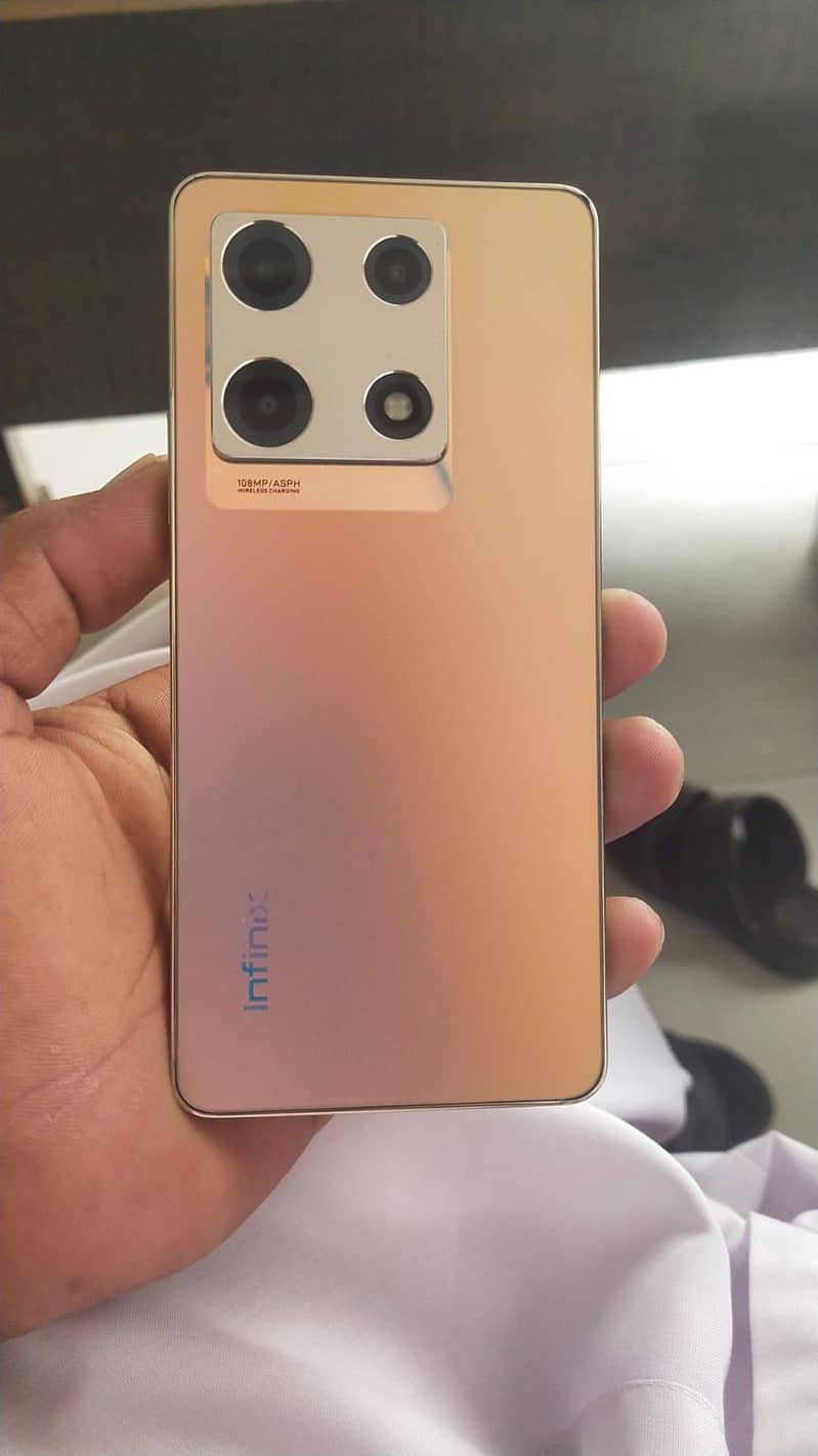 Infinix Note 30 Pro 0