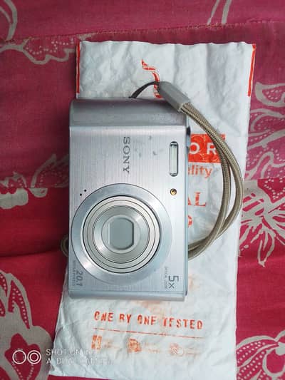 Sony DSC-W800 Digital Camera | Original Battery | 4GB Memory Card | Ex