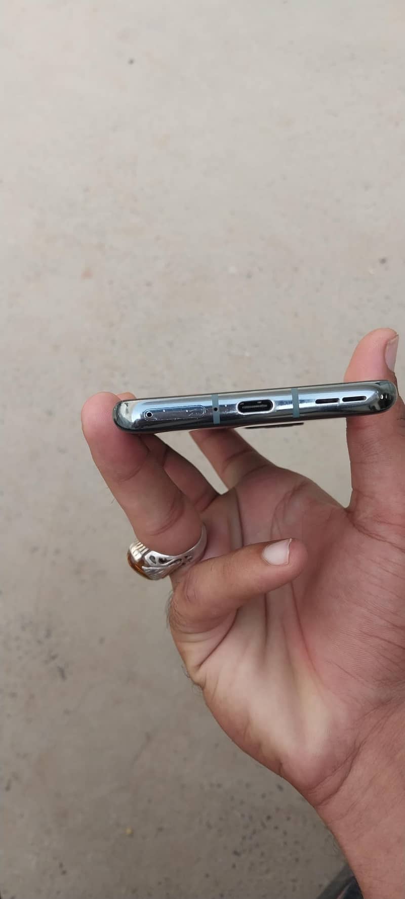 One plus 9 pro 5