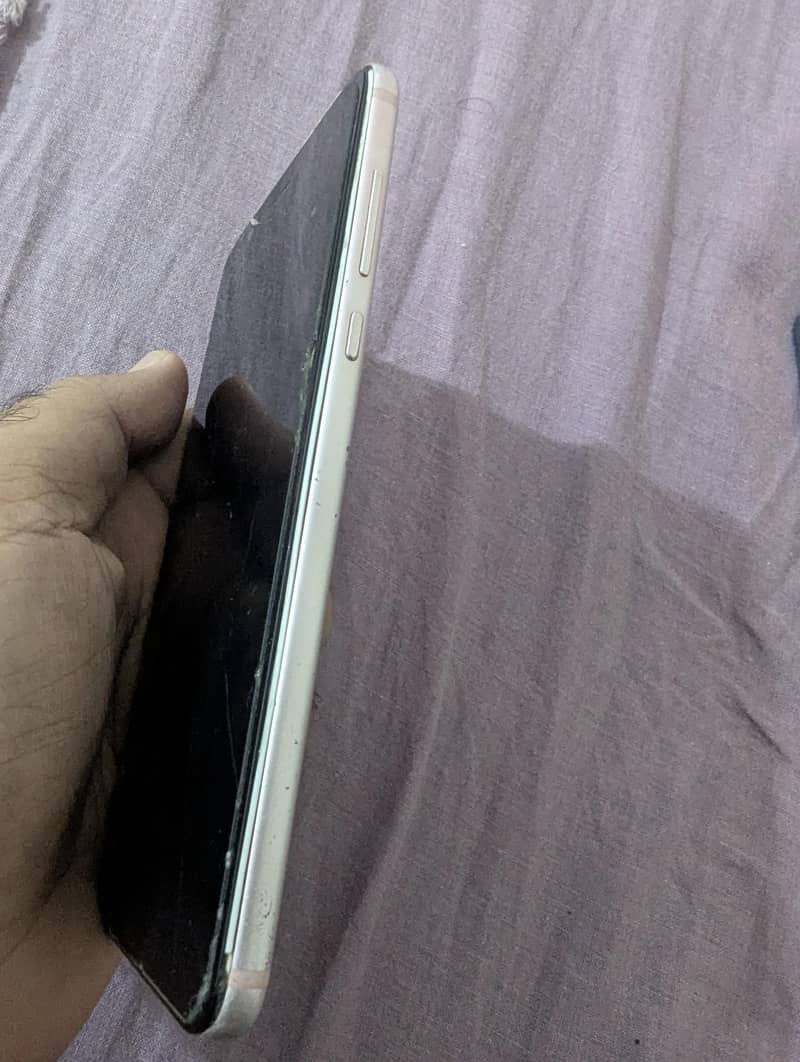 Huawei Nova 2 Plus 4