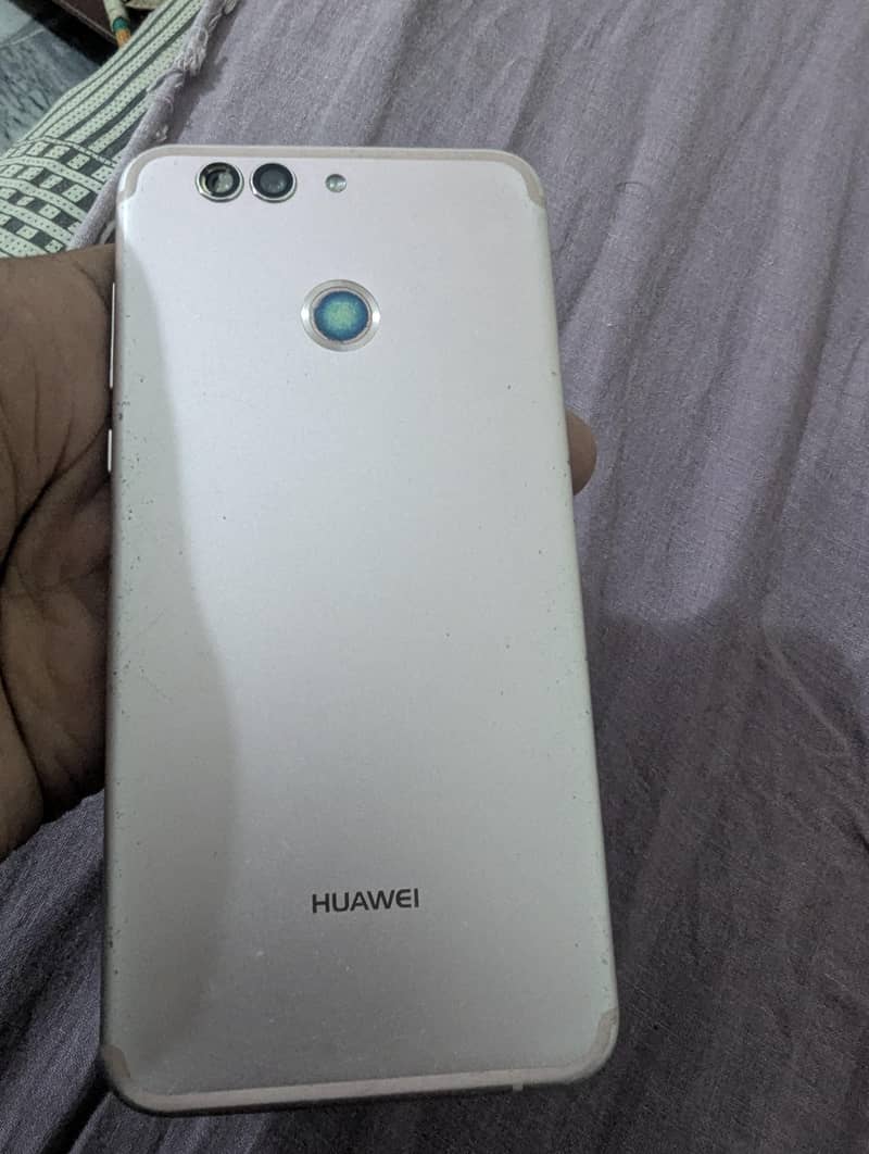 Huawei Nova 2 Plus 6