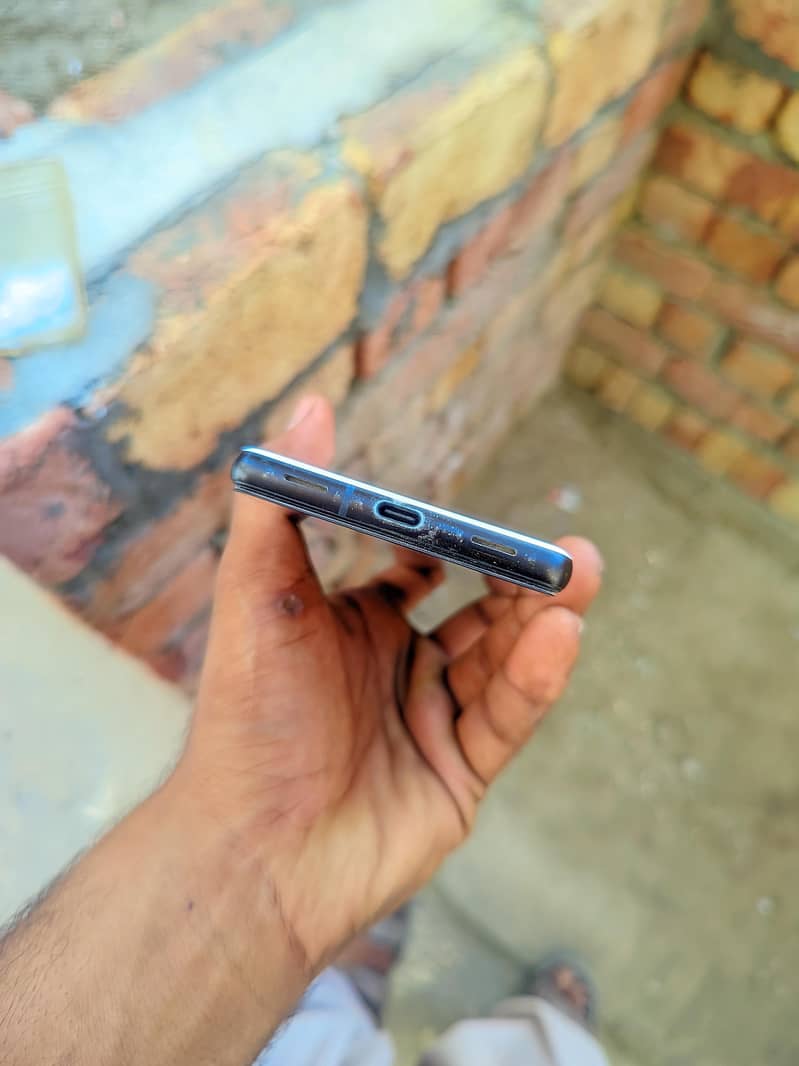 Google Pixel 6a 4