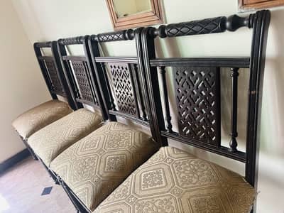 For Sale: Set of 4 Wooden Dining Table Chairs