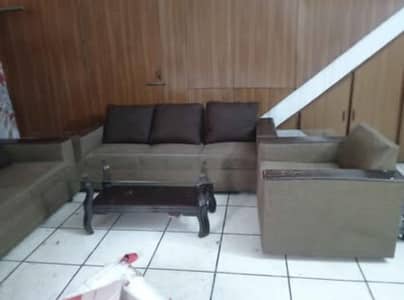 6 seater sofa with one table