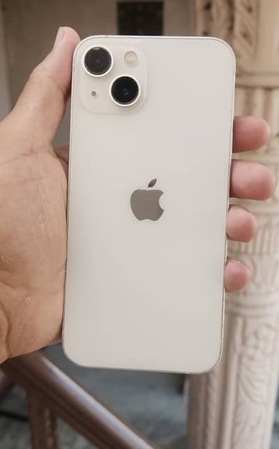 Apple iPhone 13