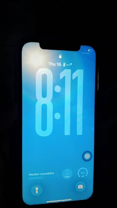 IPHONE 12 BLACL LUSH CONDITION 26 SA OPER DEAL POSSIBLE HA