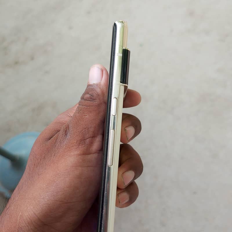 Google Pixel 6 Pro 11