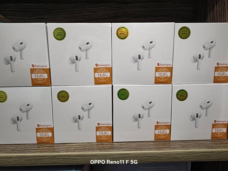 PRO 2 EARBUDS 0