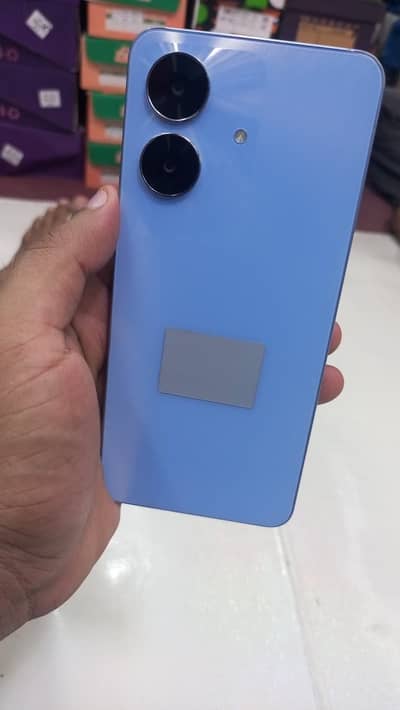 Realme Note 60 4/128 with box