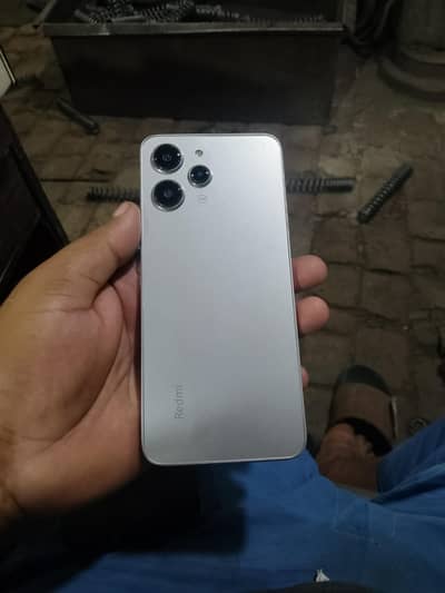 Xiaomi Redmi 12 8+4/256 official pta