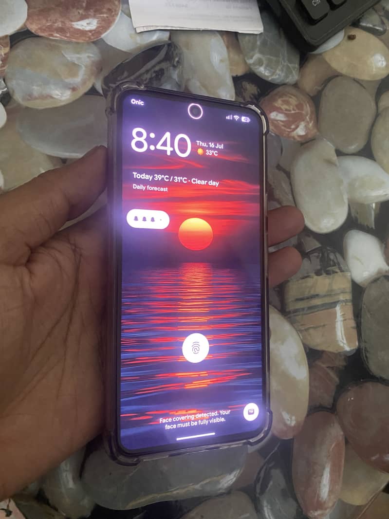 Google Pixel 8 2