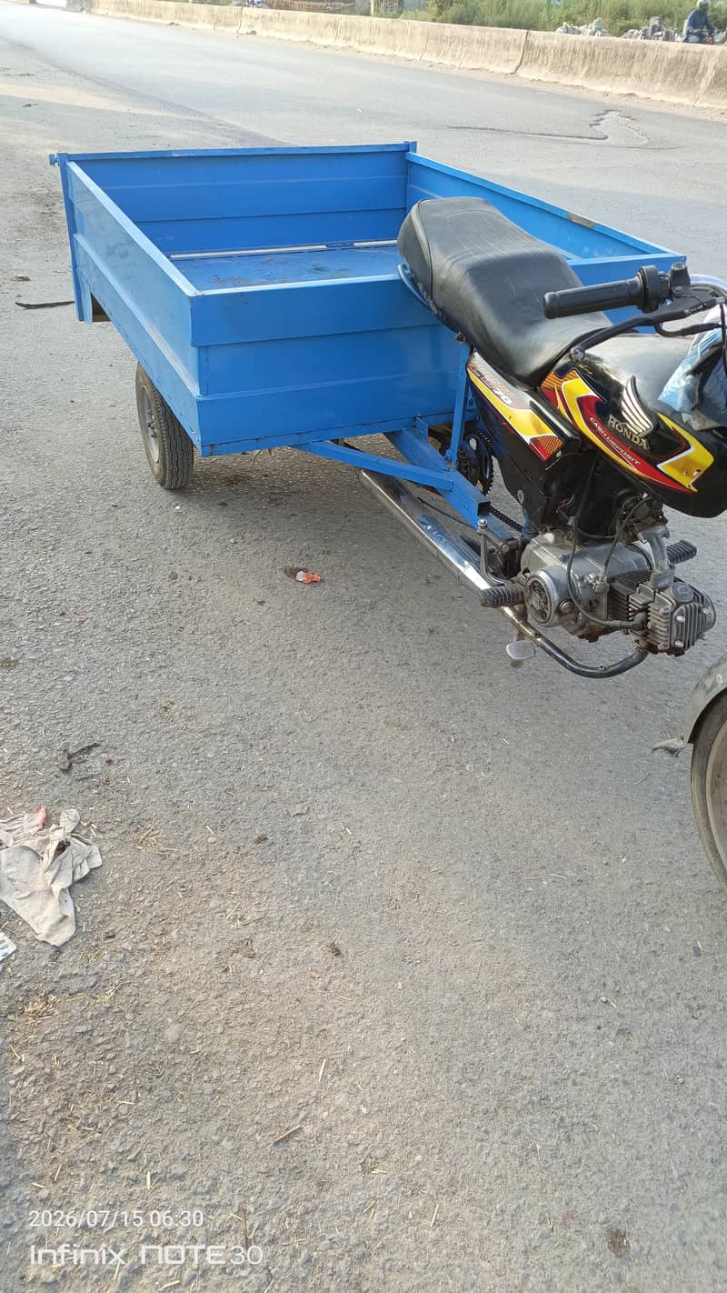 Loader rickshaw 4