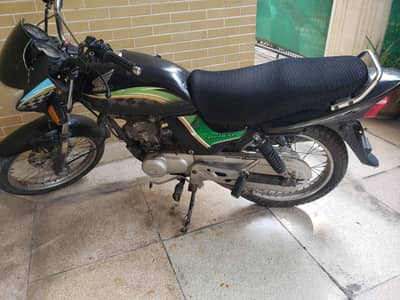 CG Deluxe 125 black