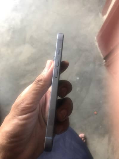 Apple iPhone 14