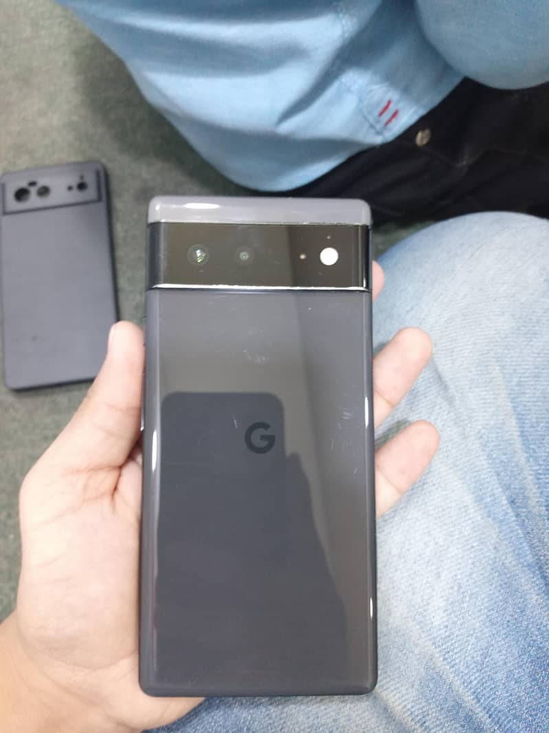 Google Pixel 6 4