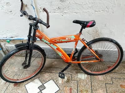 used bicycle for sale aglaa tire or rim new dale ga Baki apke samne ha