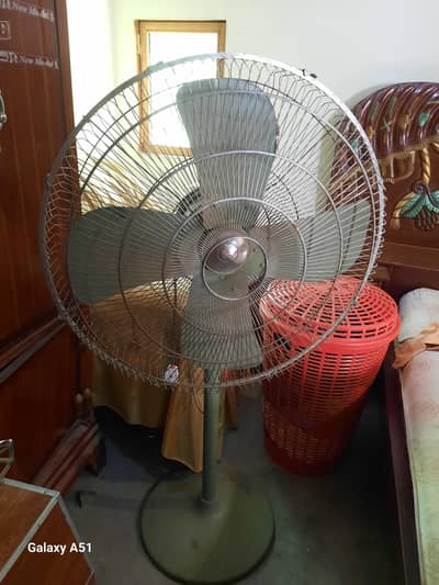 four star pedestal fan original wind