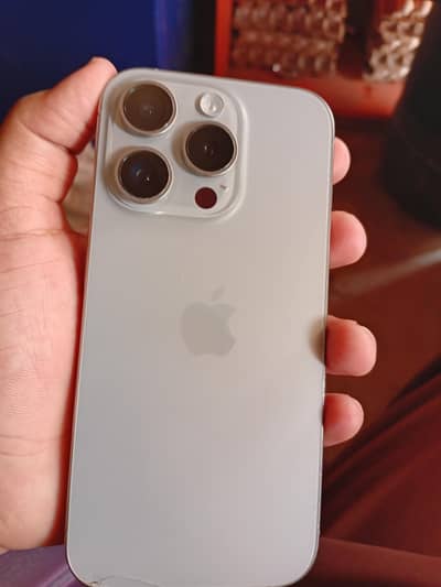 Apple iPhone 15 Pro