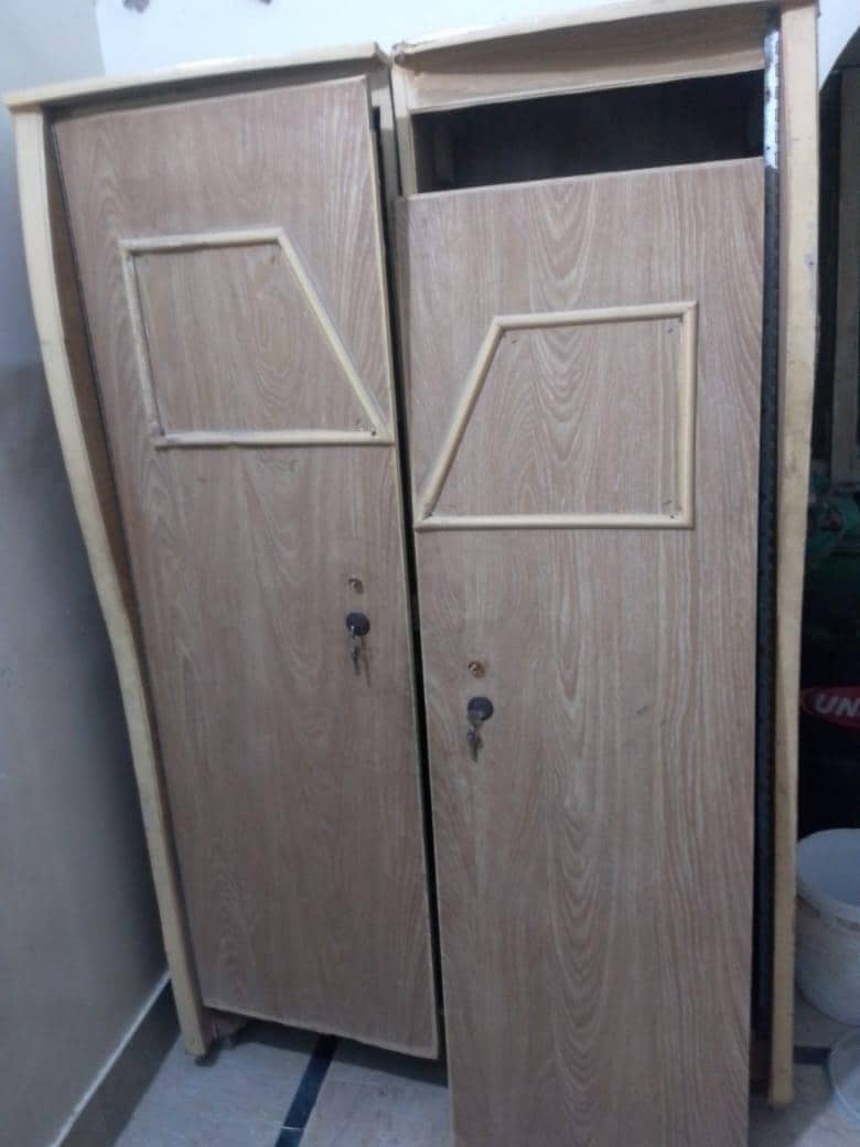 wardrobe 0