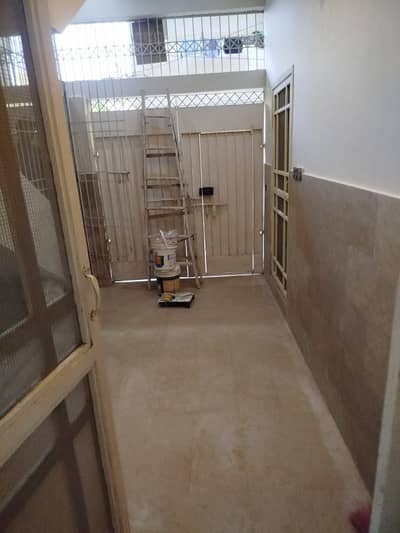 Commercial Portion 120 Square Yards Lower Portion In Gulshan-E-Iqbal - Block 10-A Is Best Option