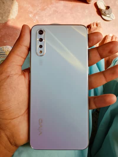 Vivo S1