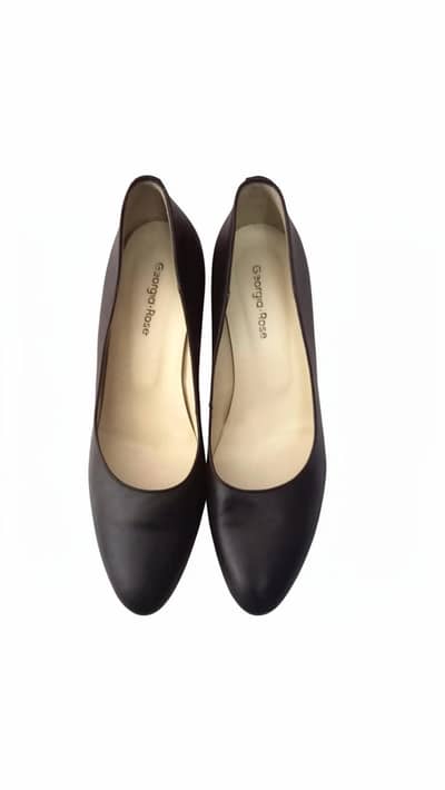 Authentic Georgia Rose Black Leather Pumps - Size 40