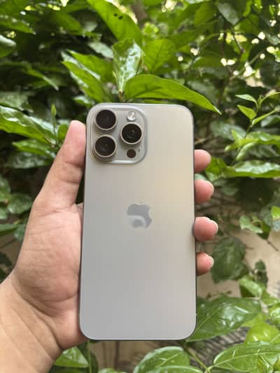 Apple iPhone 15 Pro Max