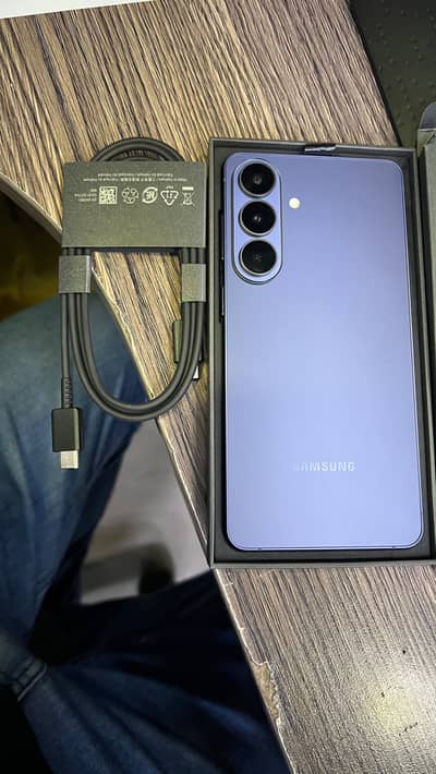 Samsung Mobile S26 Plus